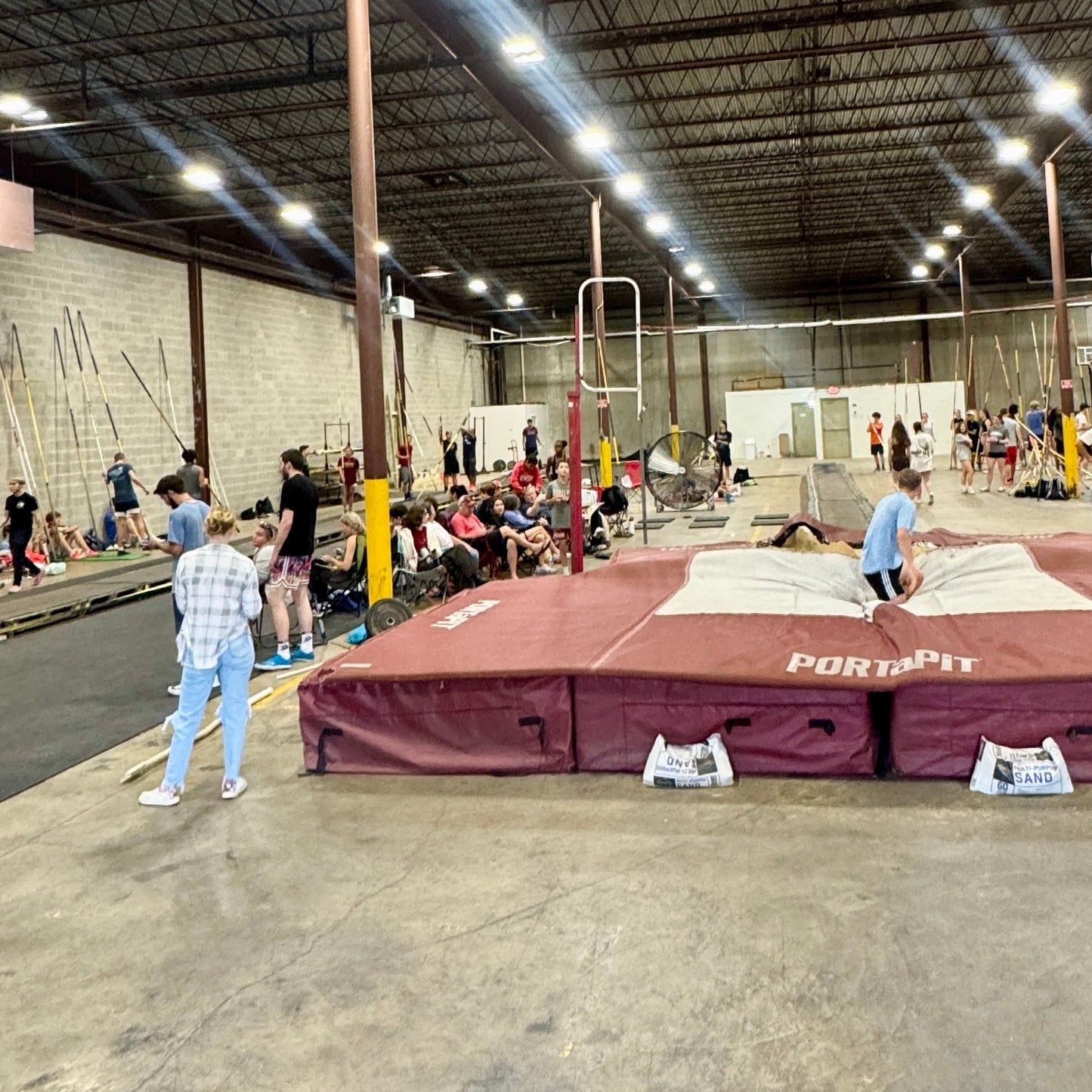 Sandstorm Holiday Meet Series